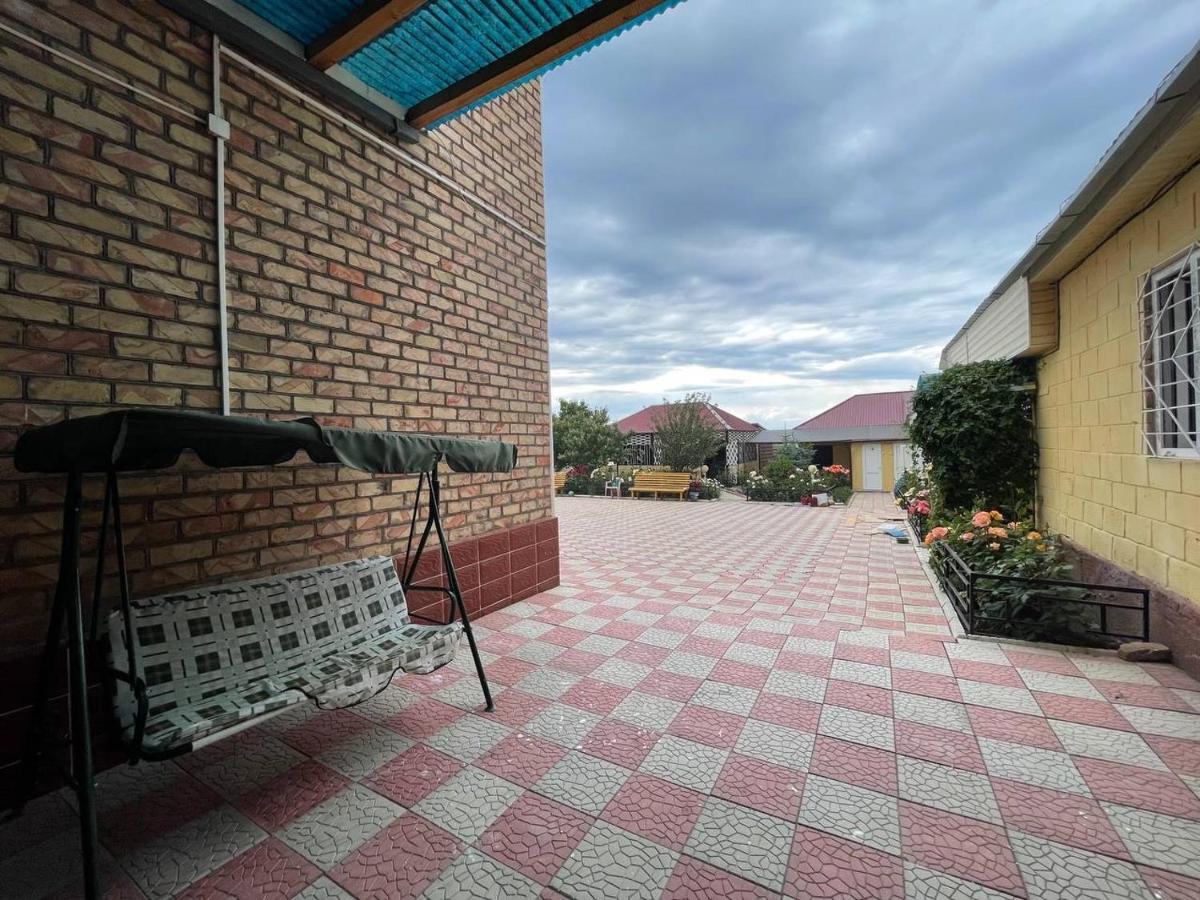 Guest House Ugra Barskoon Buitenkant foto