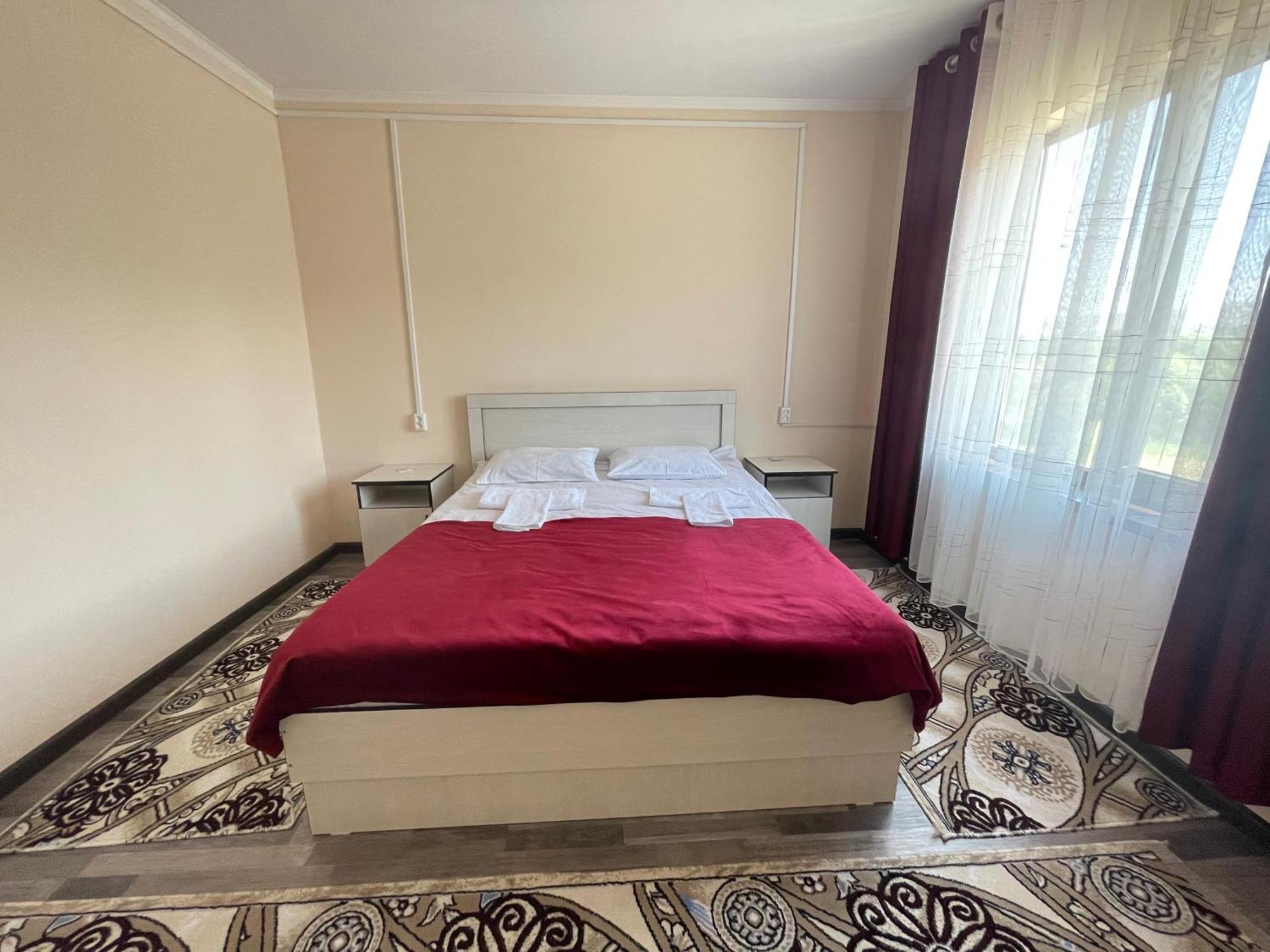 Guest House Ugra Barskoon Buitenkant foto